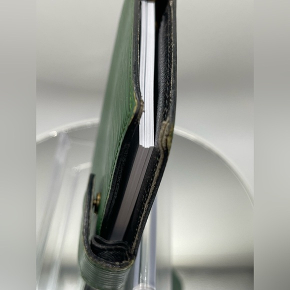 Louis Vuitton - Authentic - Green Epi Small Ring Agenda Cover - Picture 9 of 16